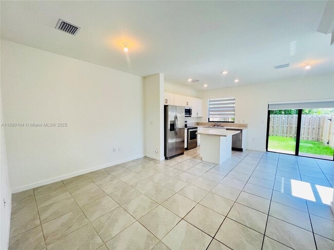 11805 SW 246 Terrace in Homestead, FL - Building Photo - Building Photo