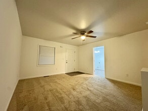 613 W 4th Ave in Easley, SC - Building Photo - Building Photo