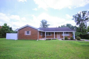 834 Raven Rd in Lexington, KY - Building Photo