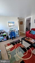 885 N Read Ave in Runnemede, NJ - Building Photo - Building Photo