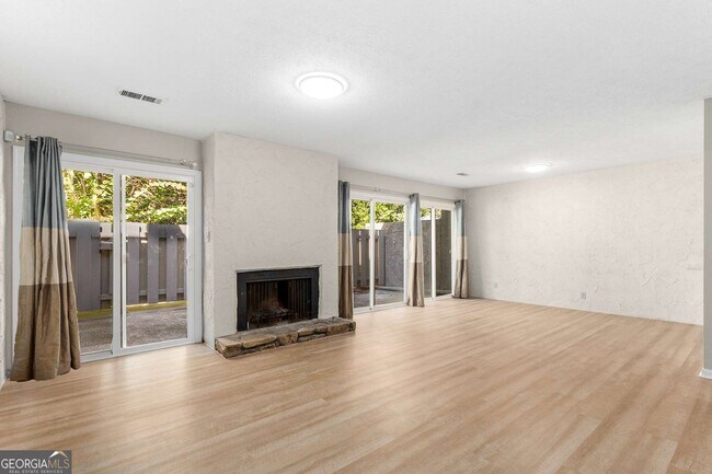 510 E Ponce de Leon Ave in Decatur, GA - Building Photo - Building Photo