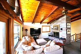 33992 Sunrise Island Rd in Crosslake, MN - Building Photo - Building Photo