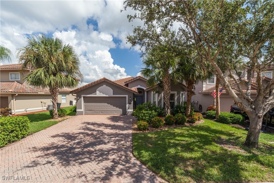 20599 Ardore Ln in Estero, FL - Building Photo