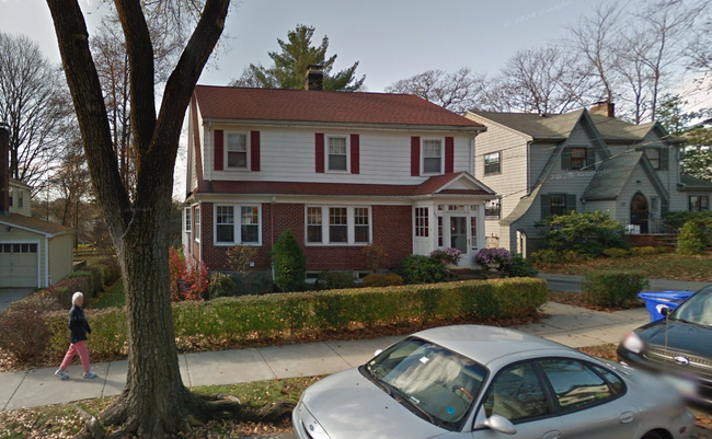 401 Paine Ct, Unit 1 in Chestnut Hill, MA - Building Photo - Building Photo