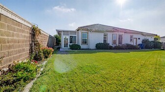 1064 Diamante in Rio Vista, CA - Building Photo