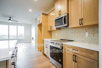 2659 NE Justus Ave in Estacada, OR - Building Photo - Building Photo