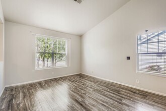 5850 Ceylon St in Denver, CO - Building Photo - Building Photo