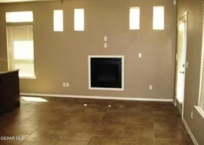 537 Green Village Ct in El Paso, TX - Building Photo - Building Photo