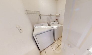 9 Beacon St, Unit 2A in Somerville, MA - Building Photo - Building Photo
