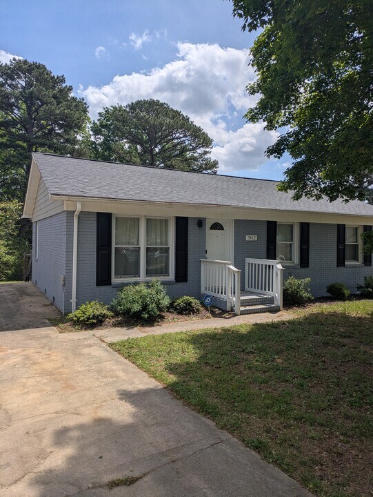 3412 Merrill Pl in Charlotte, NC - Building Photo