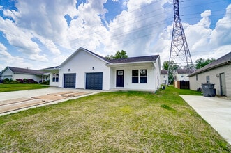 3011 Cletus Pky in Lima, OH - Foto de edificio - Building Photo