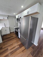 1025-1027-1027 S James Rd in Columbus, OH - Building Photo - Building Photo