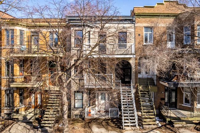 206-212 Saint-Joseph O in Montréal, QC - Building Photo - Building Photo