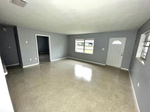 604 S Waldron Ave in Avon Park, FL - Building Photo - Building Photo