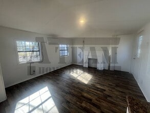 105 Mesa Dr in Mabank, TX - Building Photo - Building Photo