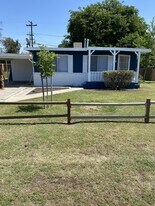 2120 Meadowbrook Ave in Merced, CA - Building Photo