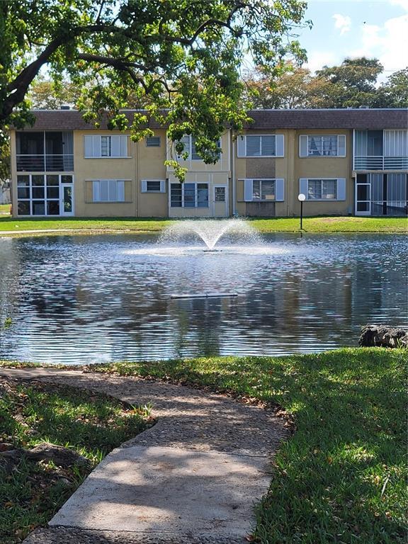 5140 SW 40th Ave, Unit 27C in Fort Lauderdale, FL - Foto de edificio - Building Photo