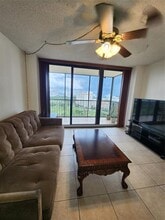 20379 W Country Club Dr in Aventura, FL - Building Photo - Building Photo