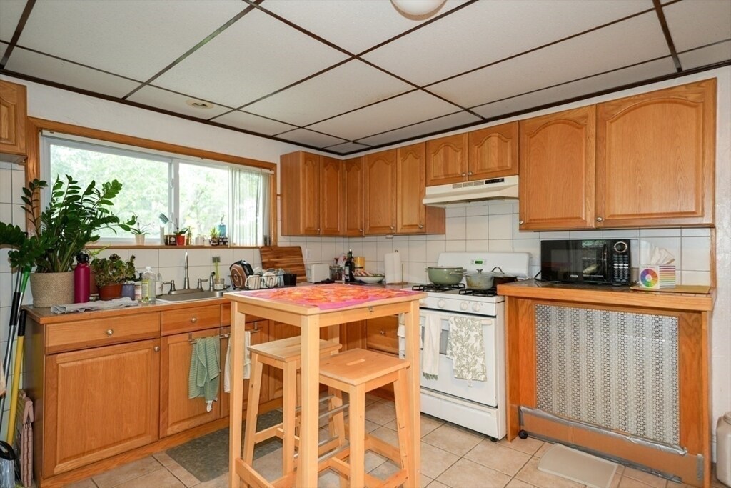 19 Oval Rd, Unit 2 in Quincy, MA - Building Photo