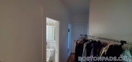 89 Park Dr, Unit 17 in Boston, MA - Building Photo - Building Photo