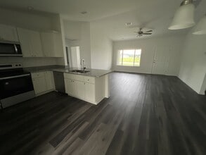 18 Maple Ln in Ocklawaha, FL - Building Photo - Building Photo