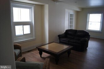 402 Jefferson Ave in Downingtown, PA - Building Photo - Building Photo