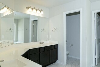 20910 Big Cypress Creek Trail in Humble, TX - Foto de edificio - Building Photo