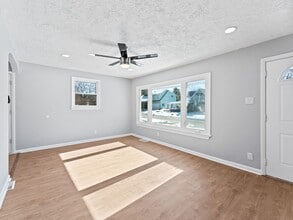 326 Driscoll Ave in Woodbury, NJ - Building Photo - Building Photo