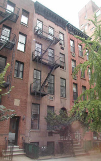 348 E 51st St in New York, NY - Building Photo - Building Photo