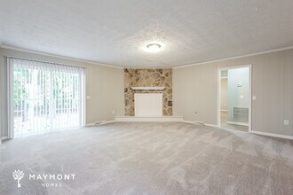 106 Frankfort Ct in Simpsonville, SC - Foto de edificio - Building Photo