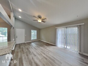 8308 Steamboat Ln in Tampa, FL - Building Photo - Building Photo