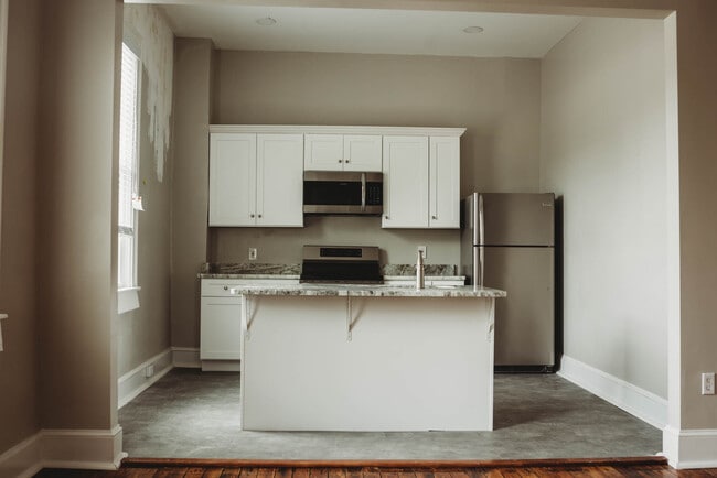 529 Washington E St, Unit Apt G