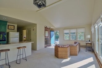 7 Cynthia St in Dartmouth, MA - Building Photo - Building Photo