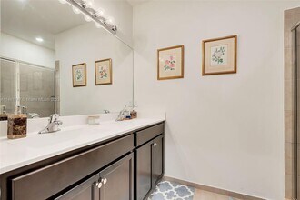15073 SW 119th Ln in Miami, FL - Building Photo - Building Photo