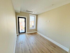 291 18th St in Brooklyn, NY - Foto de edificio - Building Photo