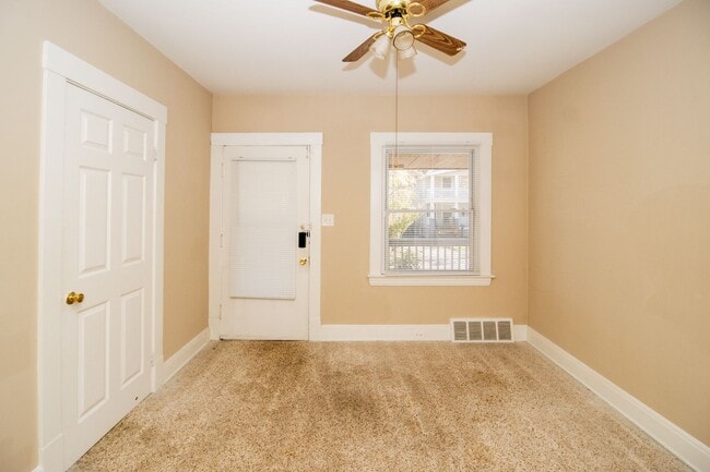 3286 W 84th St in Cleveland, OH - Building Photo - Building Photo