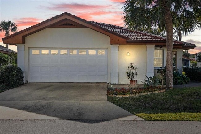 7 San Pedro Ct in Palm Coast, FL - Building Photo - Building Photo