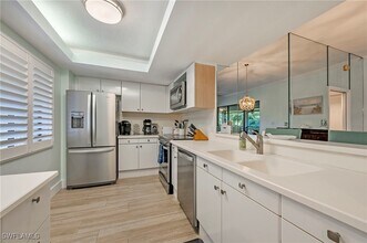3661 Wild Pines Dr in Bonita Springs, FL - Building Photo - Building Photo