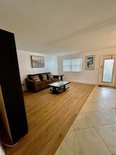 252 Brittany F, Unit F in Delray Beach, FL - Building Photo - Building Photo