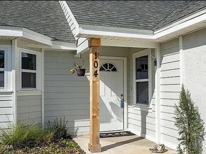 104 Oleander Cir in Panama City Beach, FL - Building Photo - Building Photo