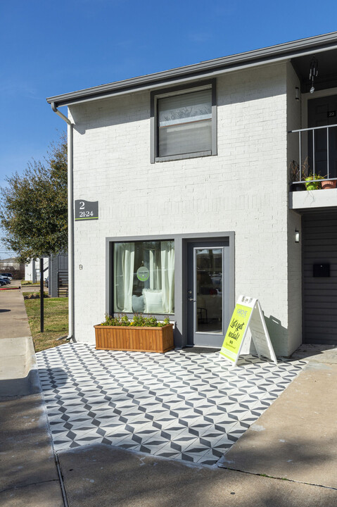 The Grove at Southwood in College Station, TX - Building Photo