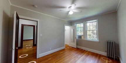115 College Ave, Unit 4 in Somerville, MA - Building Photo - Building Photo