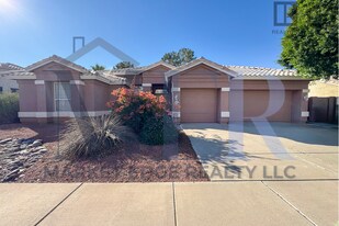 6273 W Louise Dr in Glendale, AZ - Building Photo