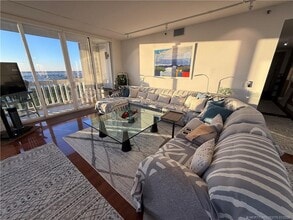 9960 S Ocean Dr in Jensen Beach, FL - Building Photo - Building Photo