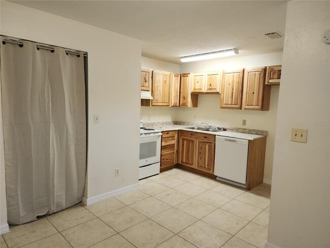 6140 NW 26th St in Gainesville, FL - Building Photo - Building Photo