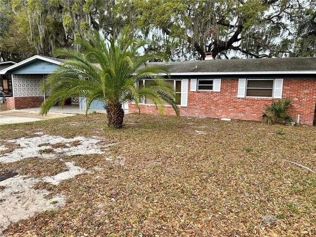 1317 Cambridge Dr in Leesburg, FL - Building Photo - Building Photo