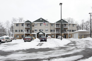 Golden Bridge Manor Apartments