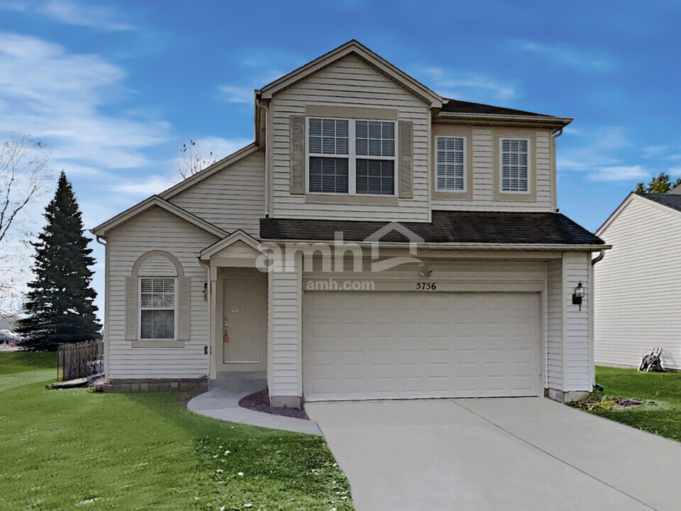 5756 Emerald Pointe Dr in Plainfield, IL - Building Photo