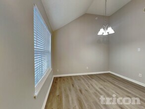 2368 Rambling Way in Lithonia, GA - Foto de edificio - Building Photo