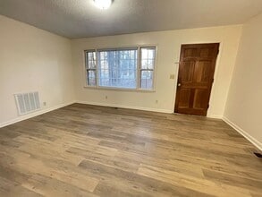 848 Old Graham Rd in Pittsboro, NC - Building Photo - Building Photo